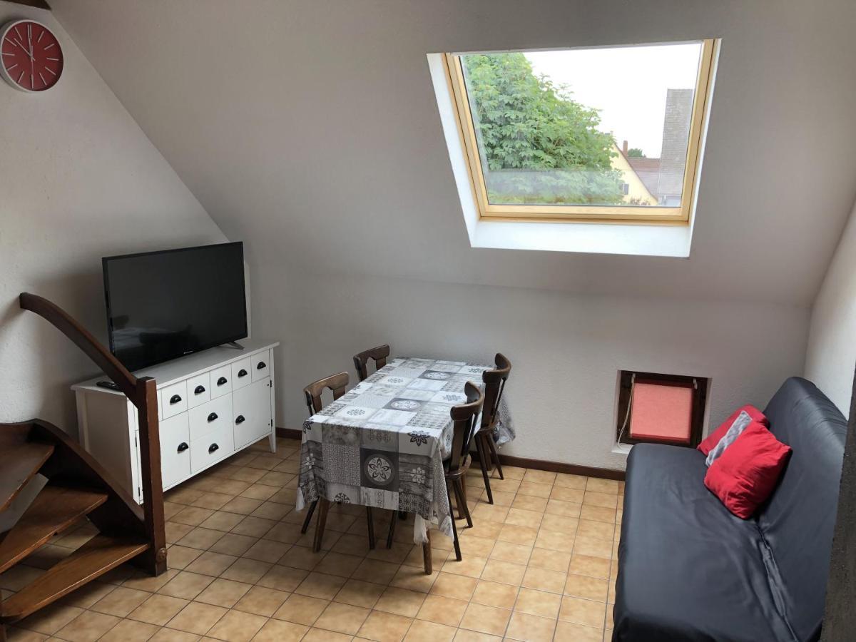 Gite Des 5 Cigognes Rouge Mittelwihr Exteriör bild