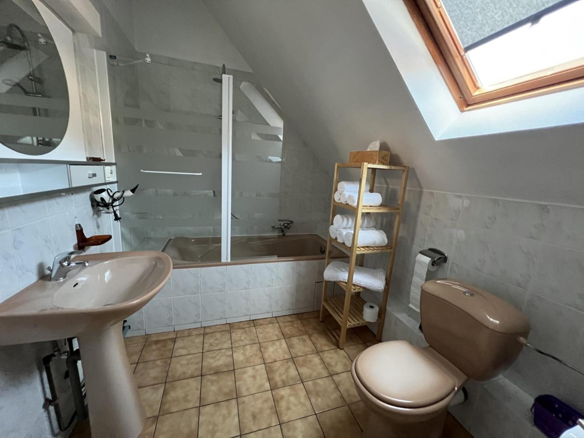 Gite Des 5 Cigognes Rouge Mittelwihr Exteriör bild