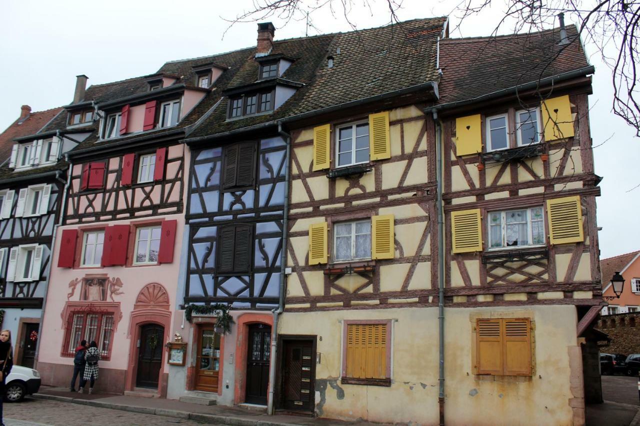 Gite Des 5 Cigognes Rouge Mittelwihr Exteriör bild